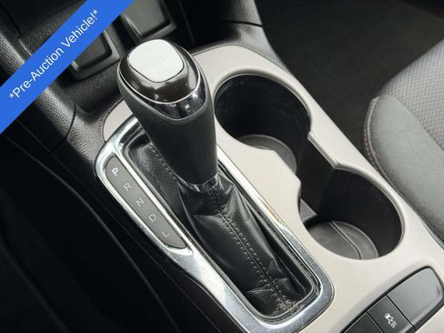 Used 2017 Chevrolet Cruze LS FWD image 7