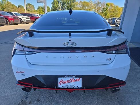 Used 2022 Hyundai Elantra N w/ Preferred Accessory Package image 9