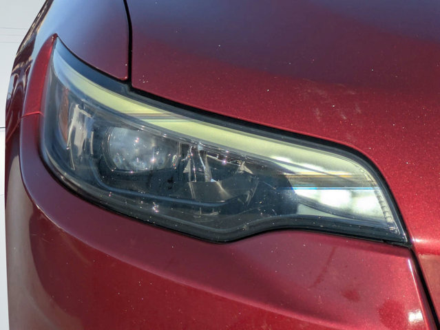 Used 2020 Jeep Cherokee Latitude Plus AWD/4WD image 9