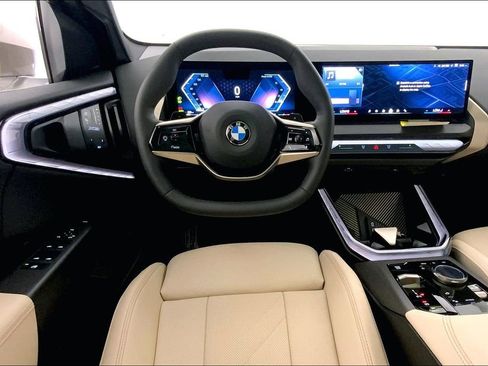 Certified 2025 BMW X3 xDrive30i w/ Convenience Package image 4