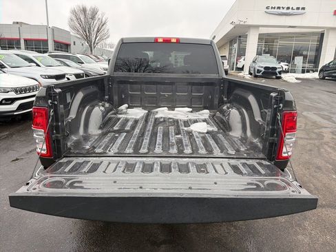Used 2024 RAM 2500 Big Horn image 9