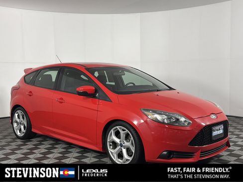 Used 2013 Ford Focus ST FWD image 1