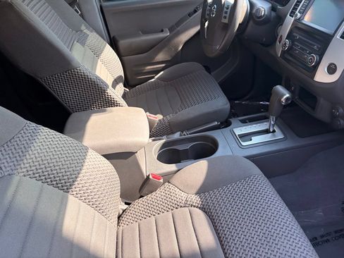 Used 2019 Nissan Frontier SV RWD image 11