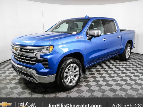 Used 2022 Chevrolet Silverado 1500 LTZ w/ Z71 Off-Road Package AWD/4WD image 26