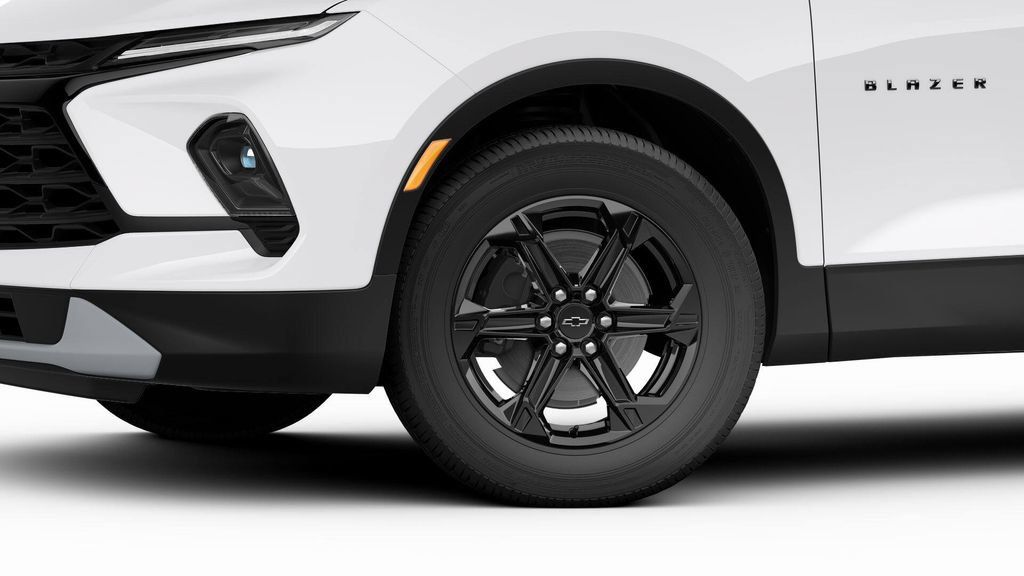 New 2025 Chevrolet Blazer LT w/ Midnight/Sport Edition FWD image 34