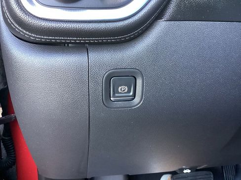 Used 2019 GMC Sierra 1500 SLT AWD/4WD image 62
