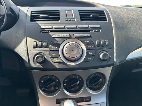 Used 2010 MAZDA MAZDA3 s Sport FWD image 13