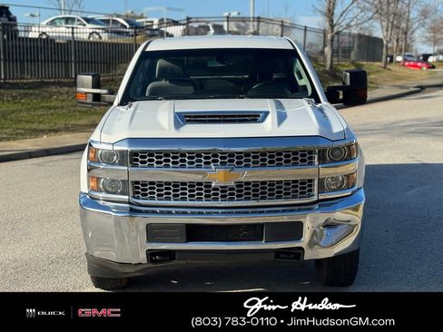 Used 2019 Chevrolet Silverado 2500 W/T w/ WT Convenience Package image 8