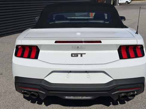 Used 2025 Ford Mustang GT Premium image 6