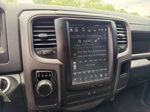 Used 2018 RAM 1500 Express RWD image 22
