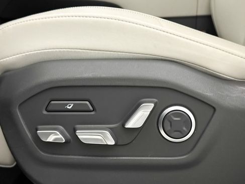 Used 2024 Hyundai Santa Fe Calligraphy AWD/4WD image 28