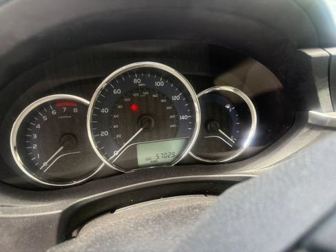 Used 2014 Toyota Corolla LE FWD image 3