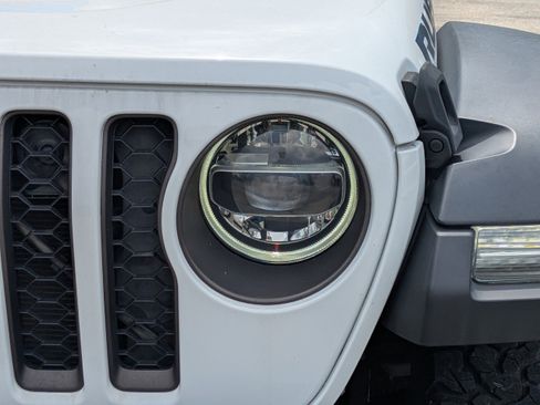 Used 2022 Jeep Wrangler Unlimited Rubicon 4xe w/ Cold Weather Group AWD/4WD image 10