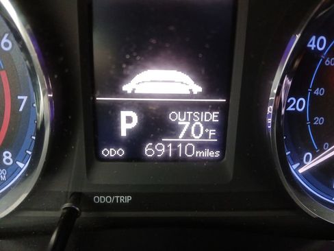 Used 2019 Toyota Corolla LE FWD image 14