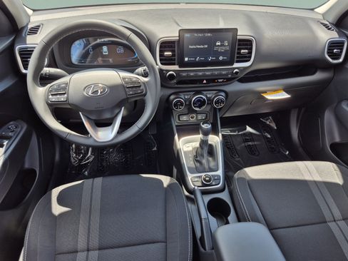 New 2026 Hyundai Venue SEL FWD image 12