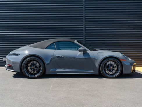 Used 2026 Porsche 911 Carrera 4 GTS AWD/4WD image 8