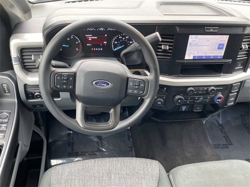 Used 2025 Ford F250 XLT image 15