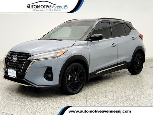 Used 2024 Nissan Kicks SR w/ SR Premium Package FWD image 1