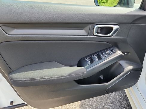 Certified 2025 Honda Civic Sport image 12