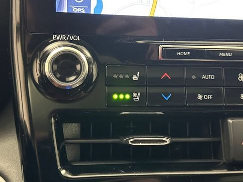 Certified 2021 Toyota Highlander Platinum AWD/4WD image 26