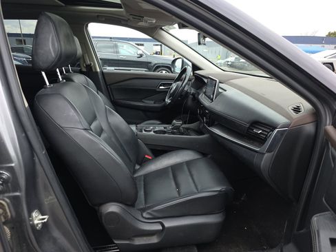 Used 2021 Nissan Rogue SV w/ Premium Package AWD/4WD image 13