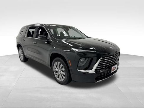 Certified 2025 Buick Enclave Preferred image 7