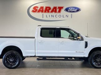 Used 2022 Ford F250 Lariat w/ Black Appearance Package AWD/4WD video 1
