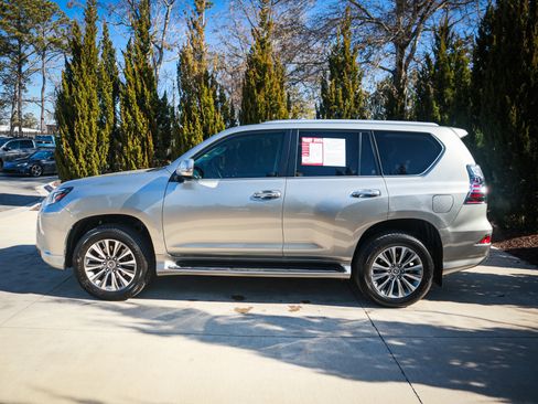Used 2020 Lexus GX 460 Luxury image 7