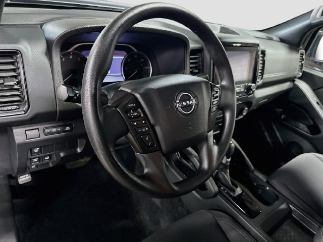 Used 2023 Nissan Frontier SV w/ Midnight Edition Package AWD/4WD image 9