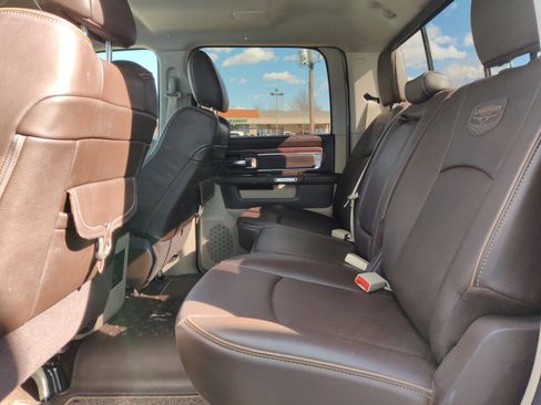 Used 2018 RAM 2500 Longhorn image 16