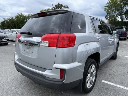 Used 2017 GMC Terrain SLE FWD image 7