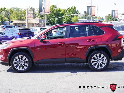 Used 2025 Toyota RAV4 XLE Premium w/ Weather Package AWD/4WD image 19