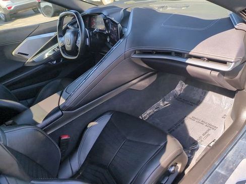 Used 2021 Chevrolet Corvette Stingray Preferred Conv w/ Z51 Performance Package RWD image 31
