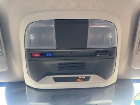 Certified 2025 Subaru Crosstrek 2.0i Premium image 24