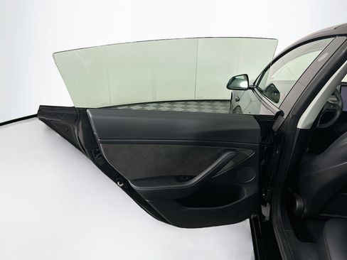 Used 2022 Tesla Model 3 image 24