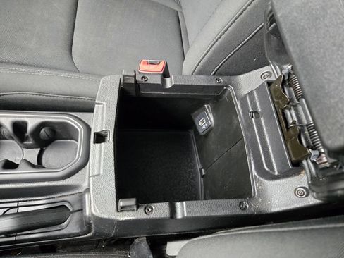 Used 2019 Jeep Wrangler Unlimited Sport S AWD/4WD image 32