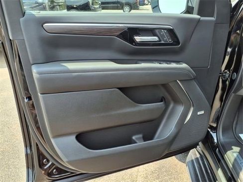 New 2025 Chevrolet Tahoe Premier AWD/4WD image 15
