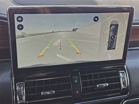 Used 2024 Lincoln Navigator L 4WD image 18