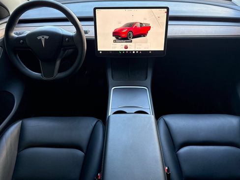 Used 2023 Tesla Model Y Long Range AWD/4WD image 15