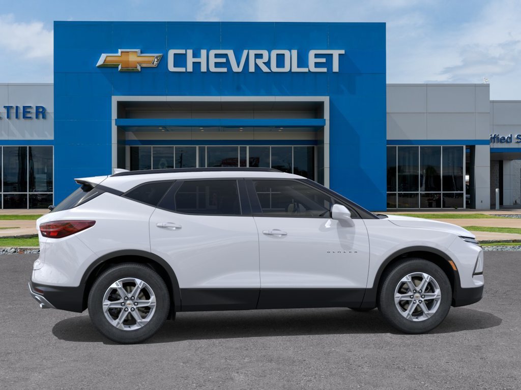 New 2026 Chevrolet Blazer LT w/ Convenience Package AWD/4WD image 5