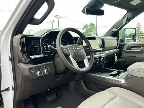 New 2026 GMC Sierra 2500 SLT w/ SLT Convenience Package AWD/4WD image 24