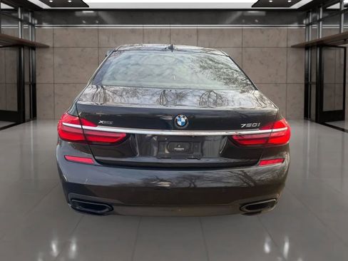 Used 2018 BMW 750i xDrive image 6