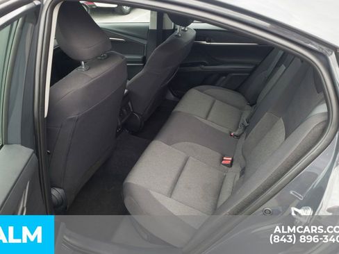 Used 2025 Toyota Camry LE image 17