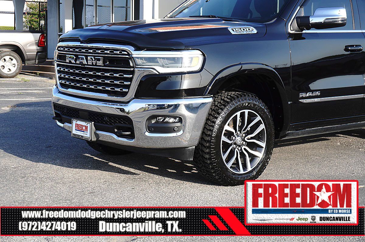 Used 2025 RAM 1500 Limited w/ Off Road Group AWD/4WD image 41