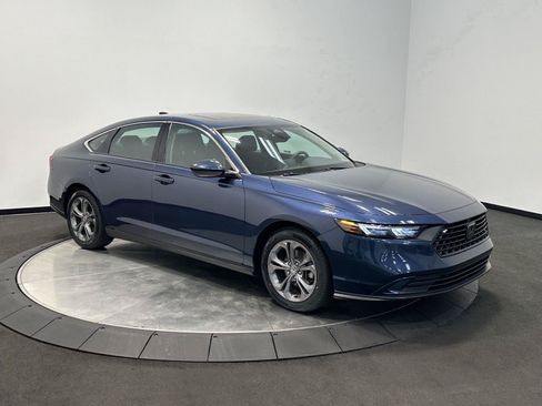 Certified 2023 Honda Accord EX image 2