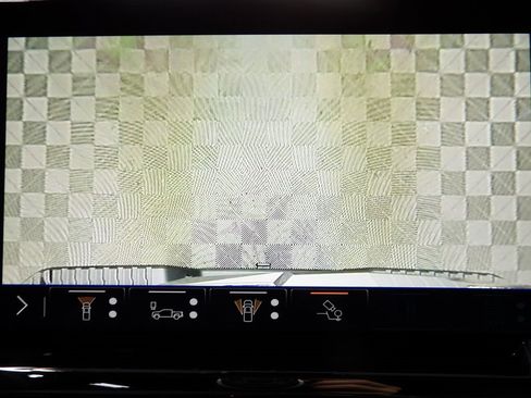 Used 2024 Chevrolet Silverado 1500 ZR2 w/ Technology Package image 18