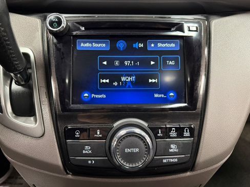 Used 2016 Honda Odyssey Touring Elite image 62