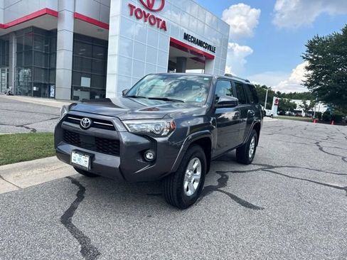 Used 2023 Toyota 4Runner SR5 AWD/4WD image 2