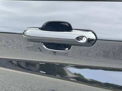 New 2026 Ford Explorer Platinum RWD image 29