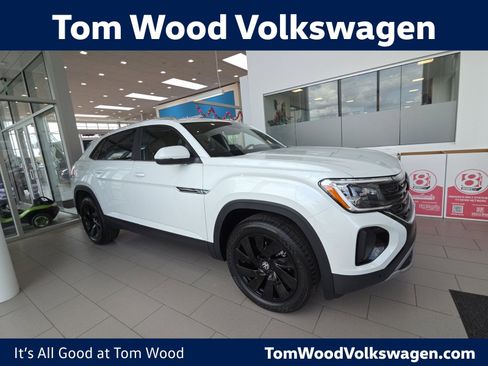 New 2026 Volkswagen Atlas Cross Sport SE AWD/4WD image 1
